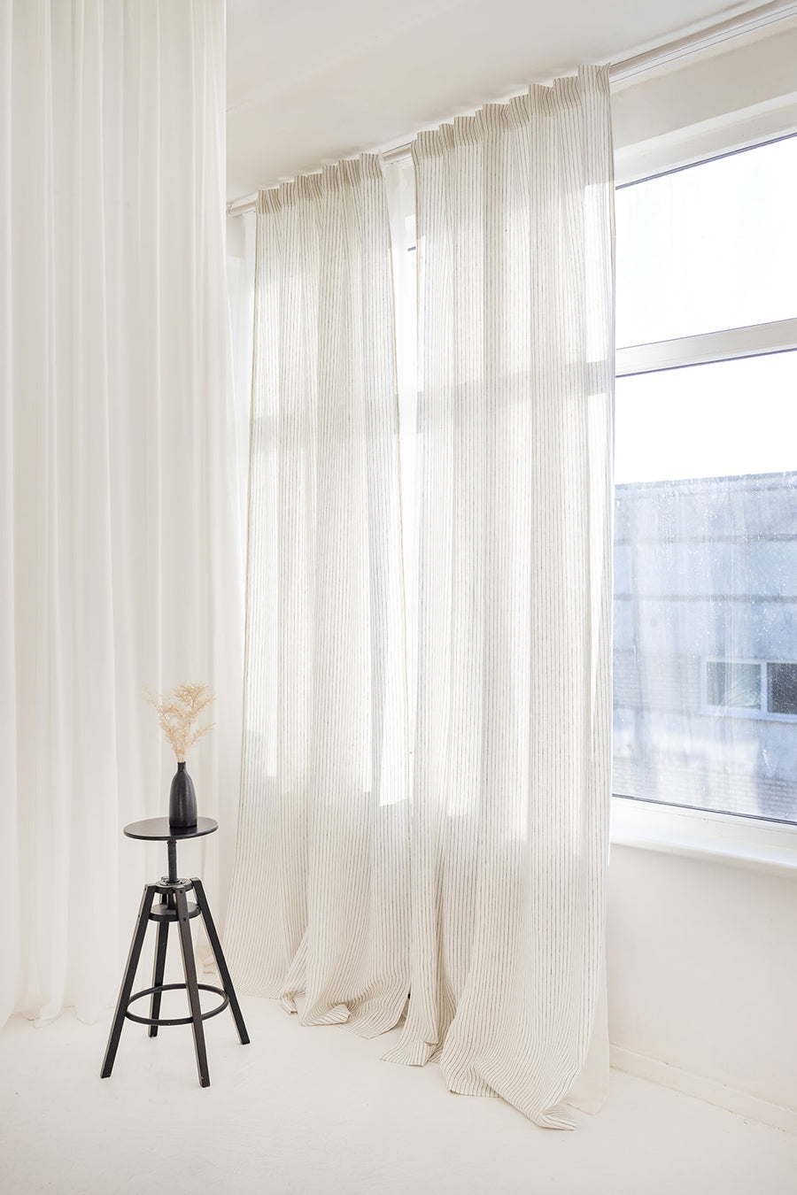 linen curtain