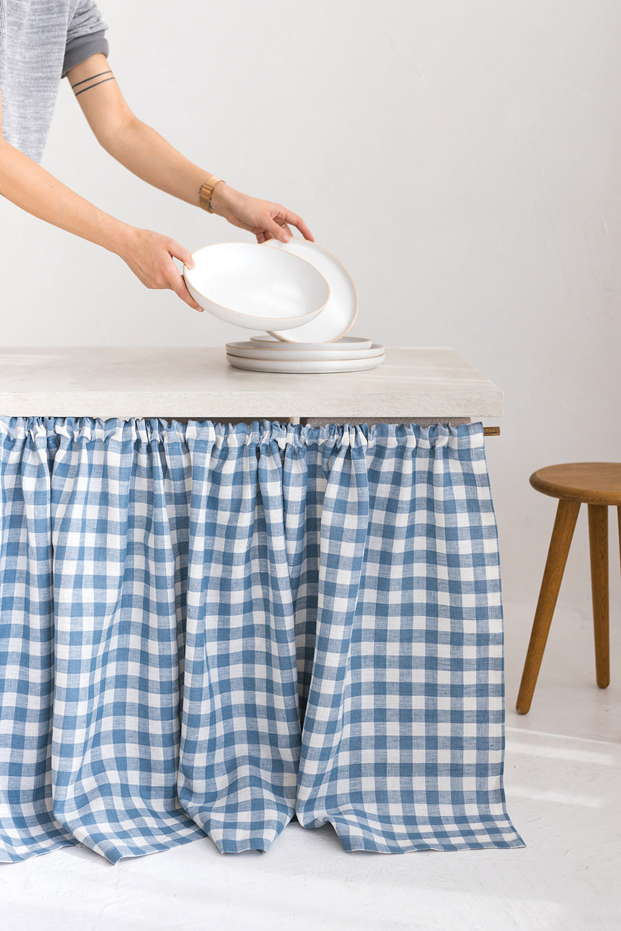 linen sink skirt