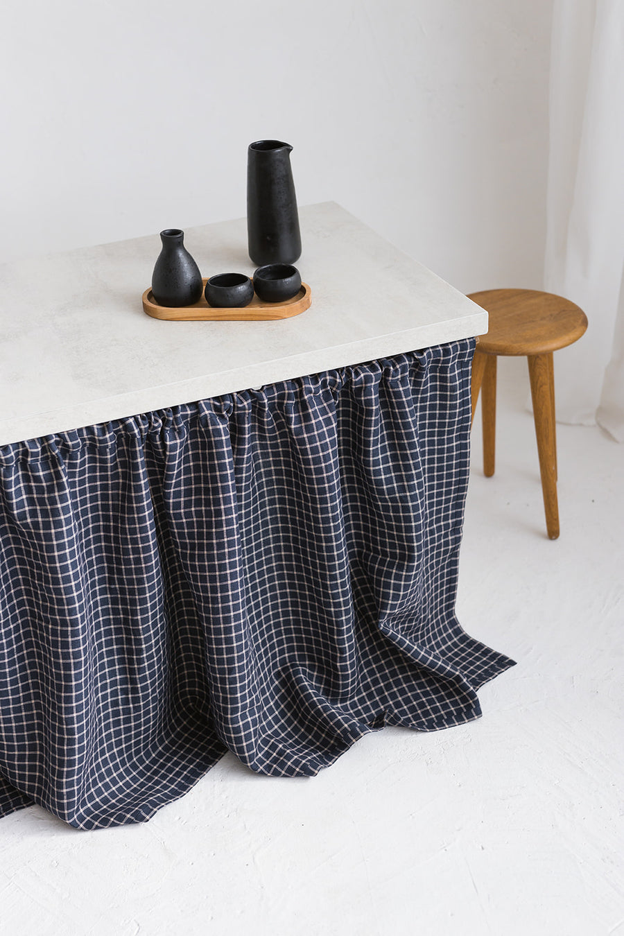 linen sink skirt