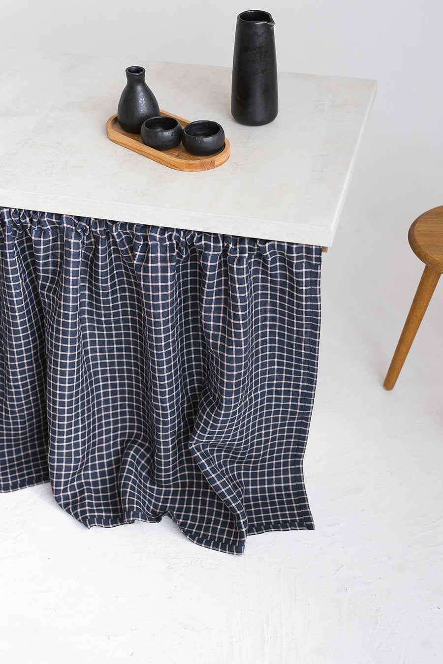 linen sink skirt